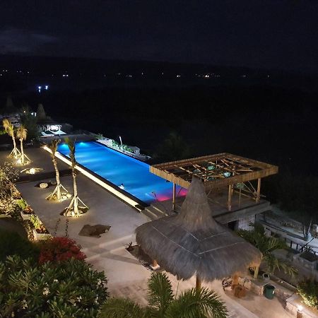Padadita Beach Hotel Waingapu Zewnętrze zdjęcie