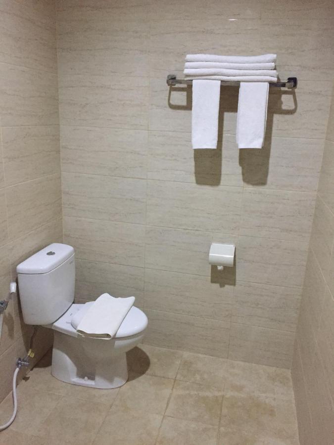 Padadita Beach Hotel Waingapu Zewnętrze zdjęcie