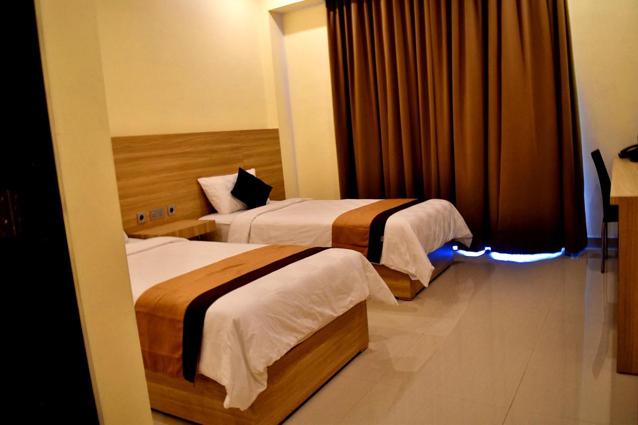 Padadita Beach Hotel Waingapu Zewnętrze zdjęcie