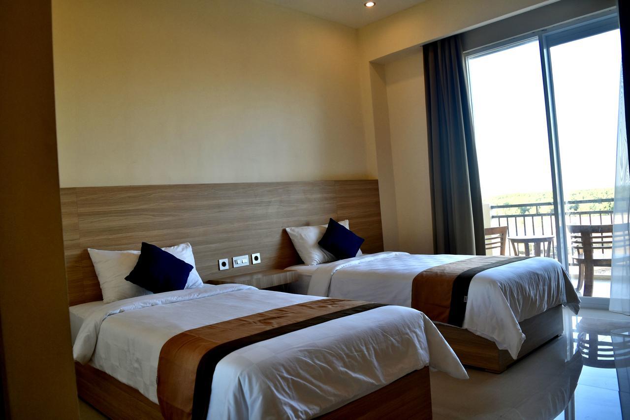 Padadita Beach Hotel Waingapu Zewnętrze zdjęcie