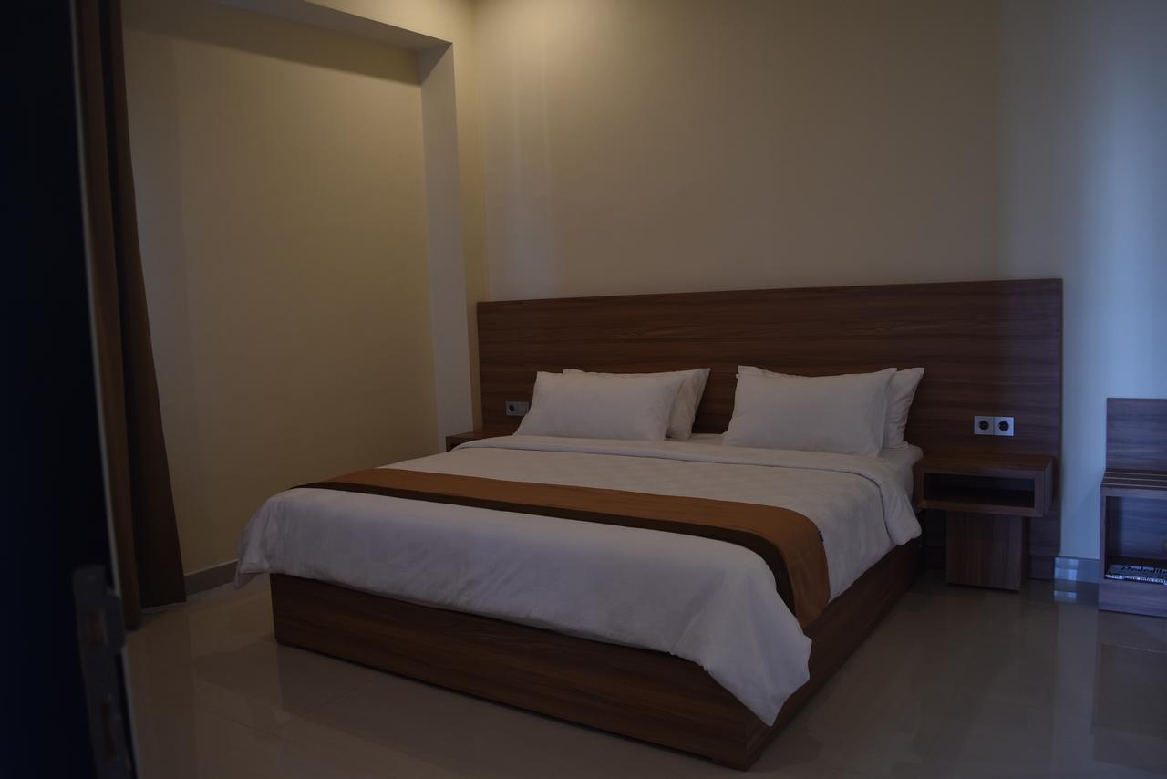 Padadita Beach Hotel Waingapu Zewnętrze zdjęcie
